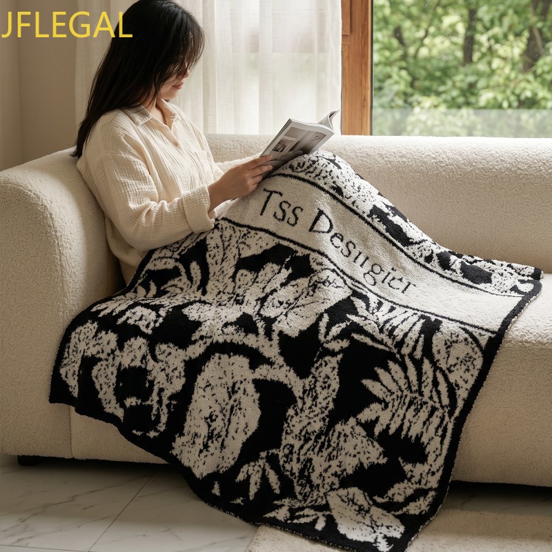 Home Office 365 - Vintage Black Flower Letter Throw Blanket